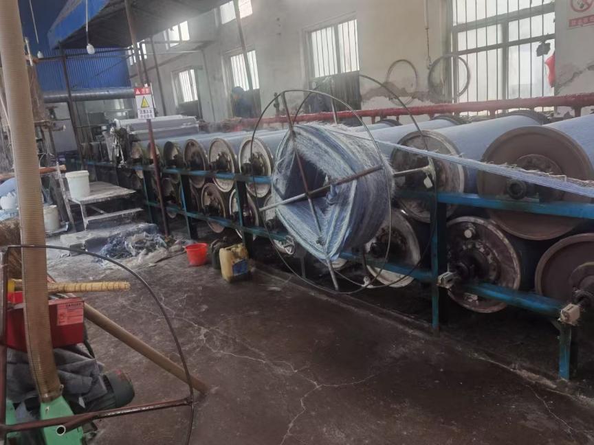 เมมเบรนกันน้ำเสริมไฟเบอร์กลาส